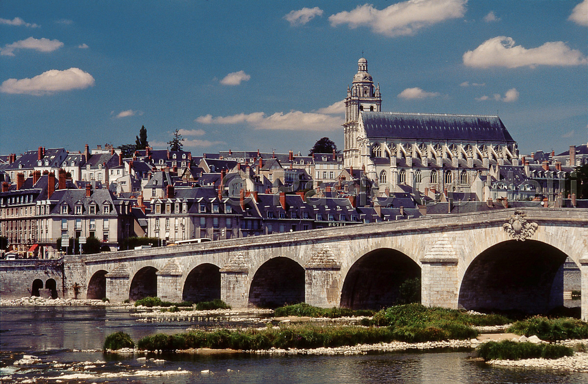 Blois, Loire Valley, France
 (cod:France 31)